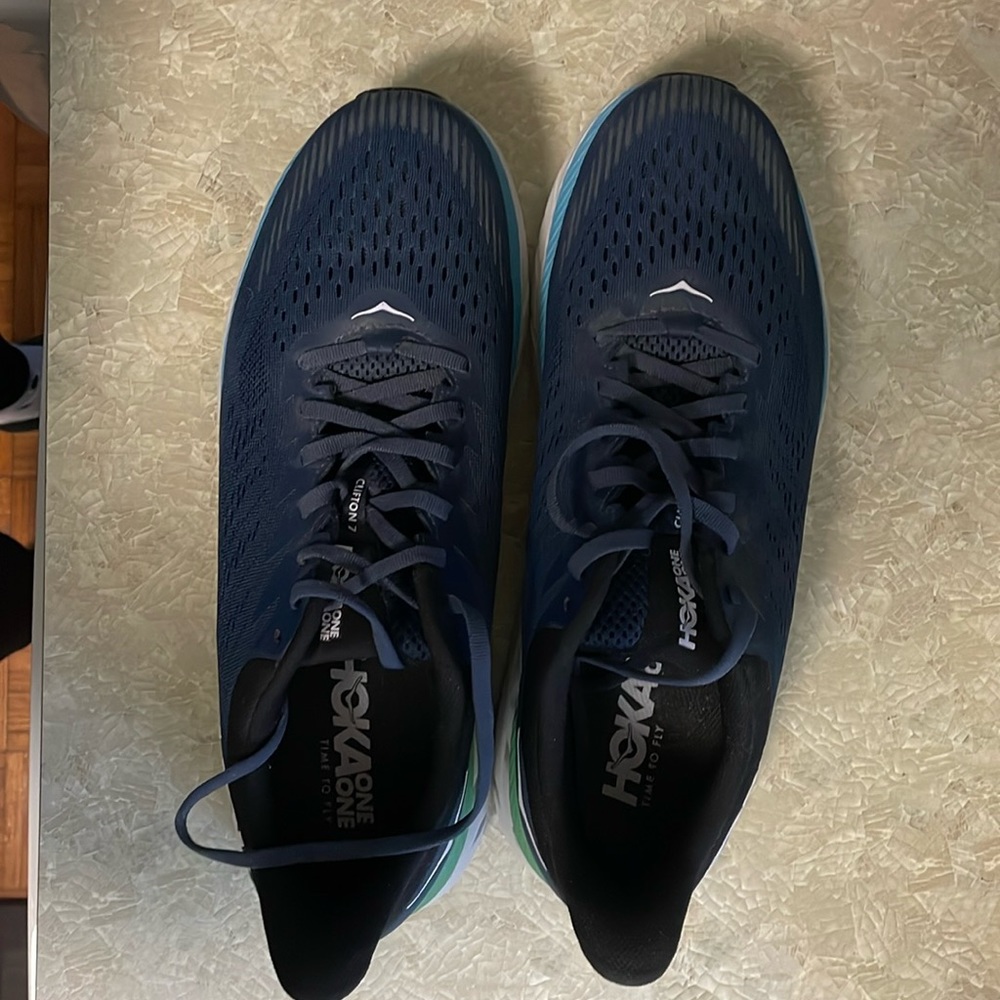 Men’s Hoka Clifton 7 Wide 11.5 2E Blue. New in box.